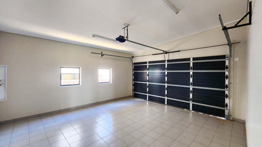 To Let 3 Bedroom Property for Rent in Helderzicht Eco Estate North West